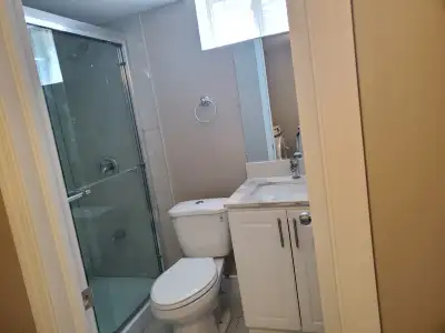 room for males for rent in quiet basement. close to grocery stores and bus stop. internet , utilitie...