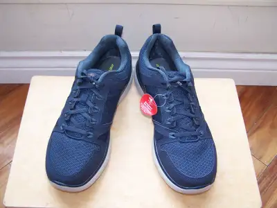 Skechers men's shoes size 10 new, View more