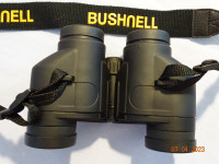BUSHNELL  XTRA-WIDE 7x32 BINOCULARS