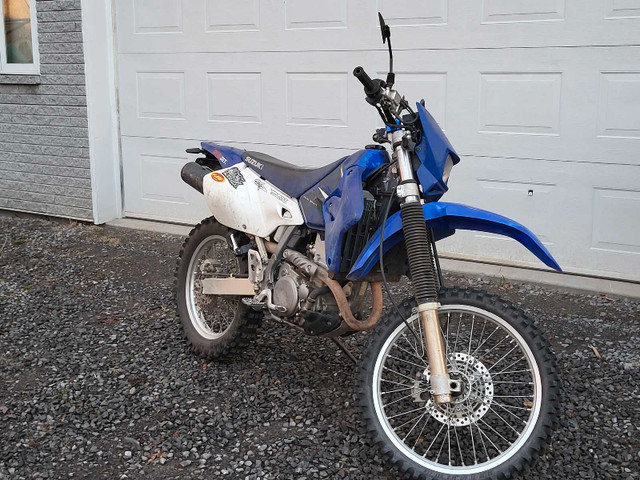 Suzuki Drz400 plaquer route. dans Autre  à Laval/Rive Nord