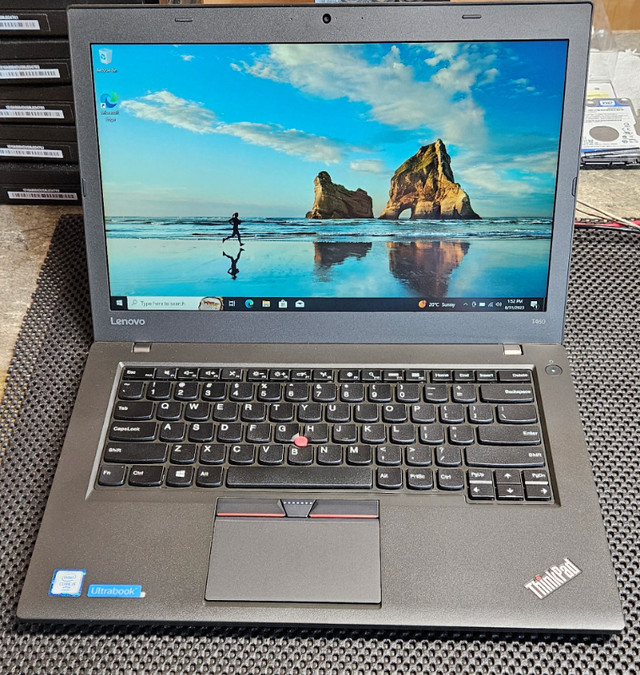 T460 Lenovo T-PAD 14"-i5 6300U 240SSD-8GB-HDMI Windows 10 Pro in Laptops in Oshawa / Durham Region