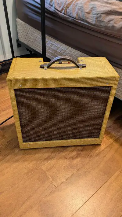 Clone of Fender Champ Tweed, View more