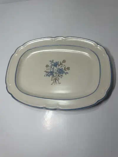 Beautiful hand decorated stoneware Cordella collection Good condition Delivery available Shipping av...