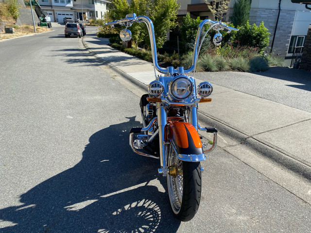 2019 Heritage Deluxe in Street, Cruisers & Choppers in Abbotsford - Image 2