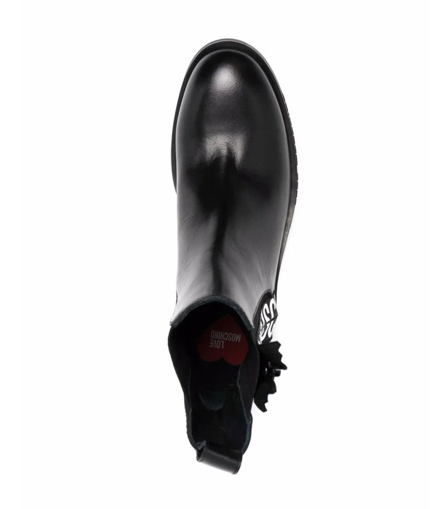 moschino chealse boots in Women's - Shoes in City of Toronto - Image 4