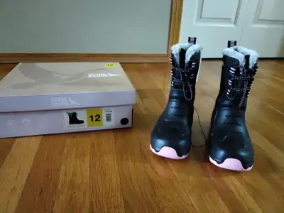 Brand New Eddie Bauer Girl Winter Boots for sale., View more