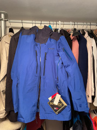 Patagonia Powslayer Goretex ski jacket- new - XL - $350