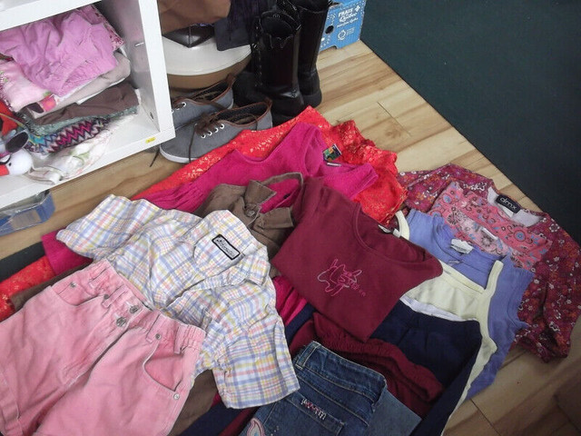 vetements fille 6-8 ans dans Enfants et jeunesse  à Longueuil/Rive Sud