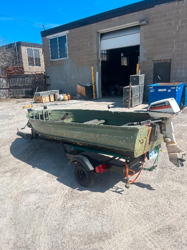 10 ft Aluminum Boat with Motor And Trailer in Powerboats & Motorboats in City of Toronto - Image 2