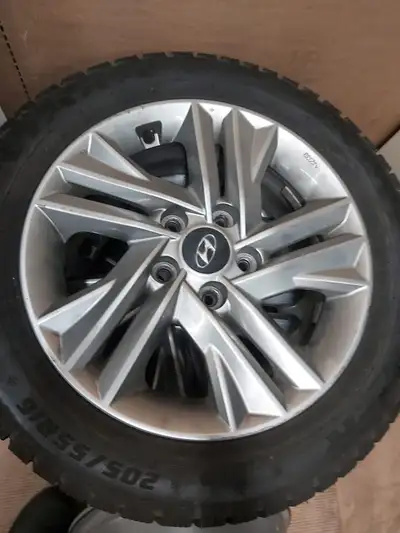 No Etransfer No Holding 4 Snow Tires 3 Centara Cutter. 1 Joyroad Snow 205 55 16 on Hyundai OEM Alloy...
