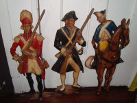 Collectible set of 3 hanging plaque of " soldier"