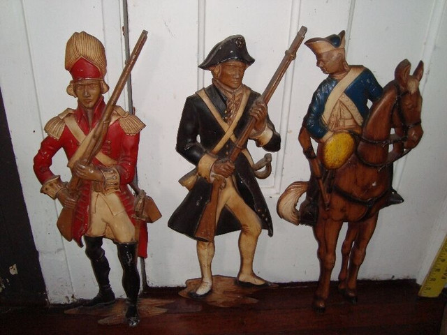 Collectible set of 3 hanging plaque of " soldier" in Arts & Collectibles in Victoria