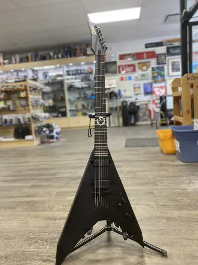 Guerilla 7 String Electric Guitar w/Case, View more