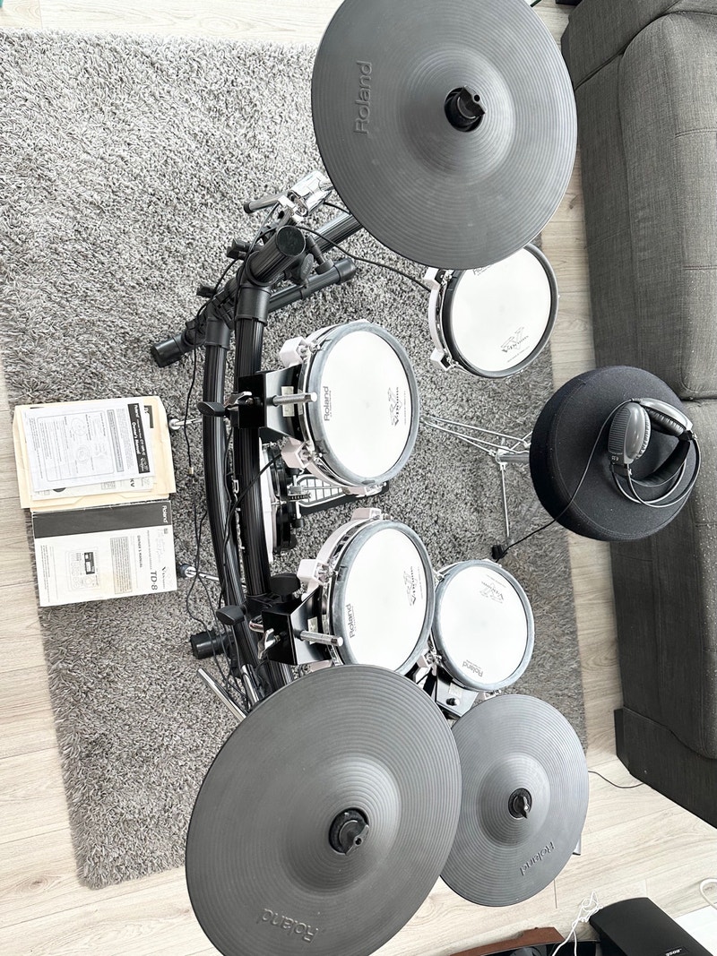 Beautiful ROLAND TD8 VDrums (MADE IN JAPAN MODULE) Drums