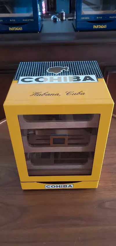 Humidores avec les thématiques des cigares cubains COHIBA BEHIKE, View more