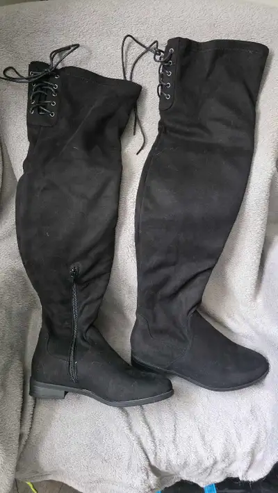 Over-knee faux suede women's boots 7.5 - new, View more