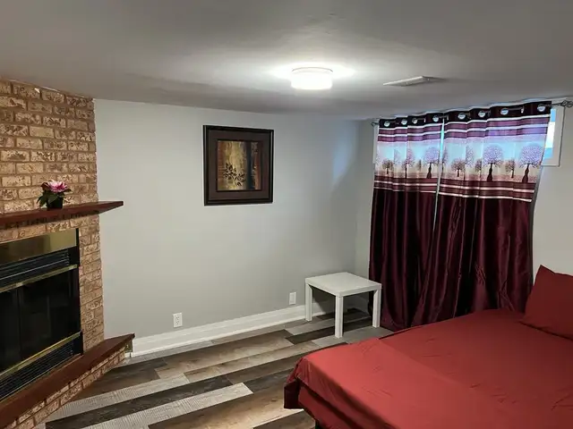 Private room for couple with Attached Washroom Fully Furnished