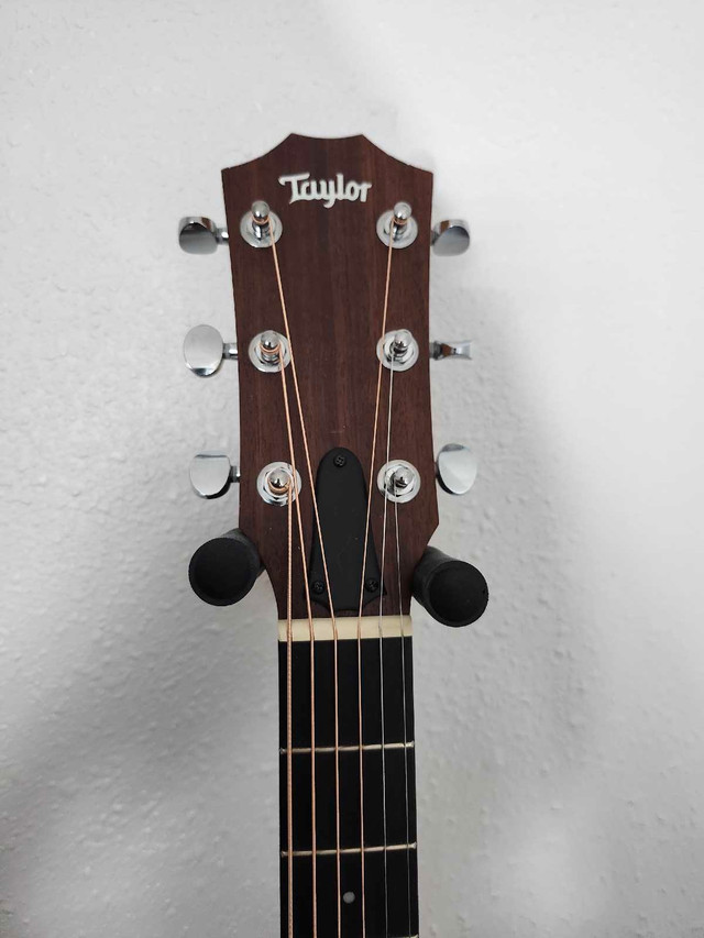 2022 Taylor BBTe acoustic electric guitar in Guitars in Brandon - Image 4