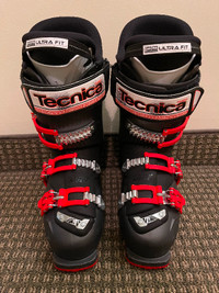 New Tecnica COCHISE 80 Skis Boots 296mm 25-25.5 no pets non smok