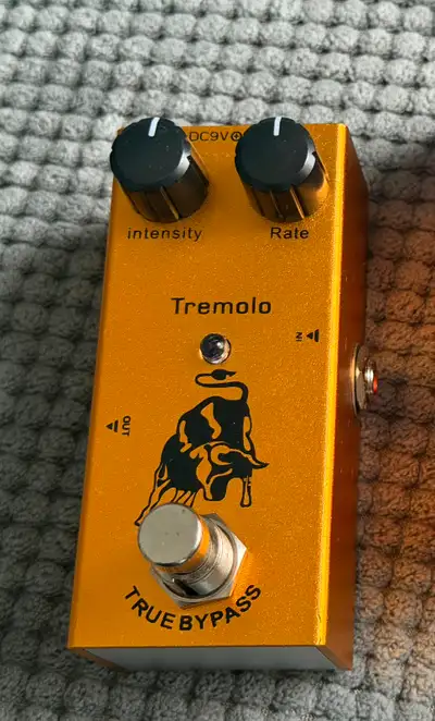 Tremolo guitar pedal (NEW), View more