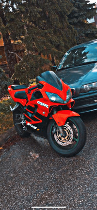 cbr f4i in Ontario Kijiji Canada