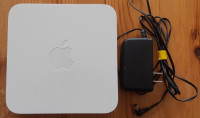 Apple A1143 Airport Extreme Gateway/WiFi Router