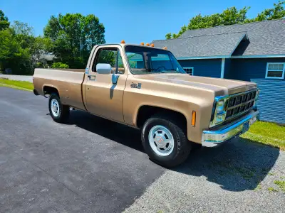 1980 GMC 2500 with only 63500klm, it's 4x2, with 350. Was in the same family for 40 years. In excell...