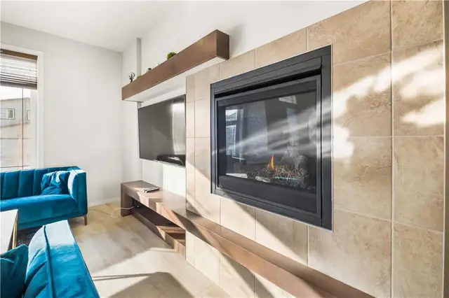 Bonavista 3 bedrooms single house for rent at $2500