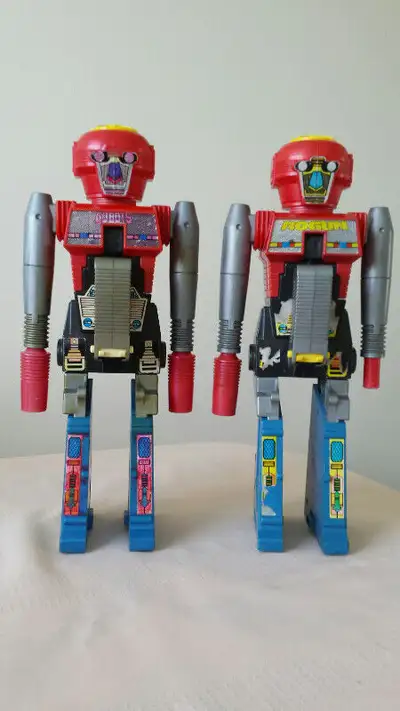 Vintage GoBots Rogun Transforming Double Cap Gun Rifle ARCO 1985 Robot is 14" tall and changes from...