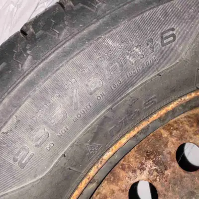 235/60R16 Originally were on a Toyota RAV4. Used for 1 season otherwise new.