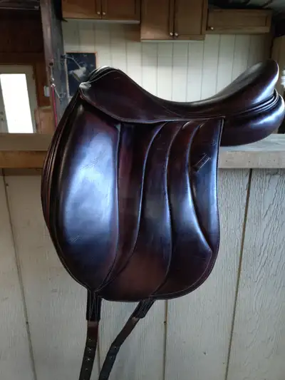 Devoucoux Dressage Saddle, View more