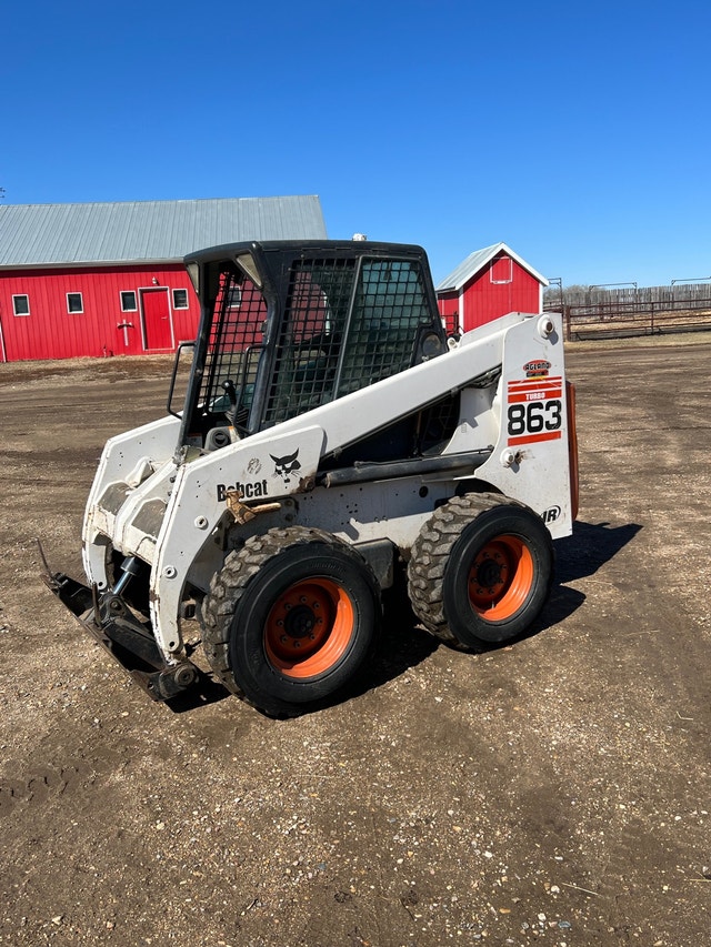 863 Skidsteer for sale Heavy Equipment Edmonton Kijiji