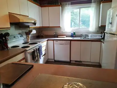 SEP 1st | Room For Rent $700 + Wifi | 3 Bedroom House 1.5 Bath