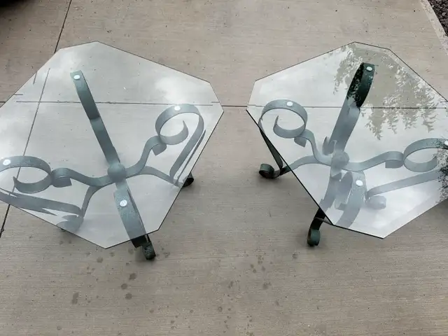 2 GLASS END TABLES62864365141505124