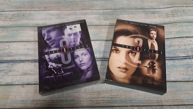 X-Files - Aux frontières du réel S1 et S8 dans CD, DVD et Blu-ray  à Ville de Québec - Image 2