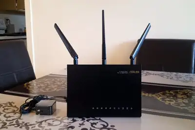 Selling Asus RT-AC1900P wireless router. It is also known as RT-AC68U V2. This is the improved versi...