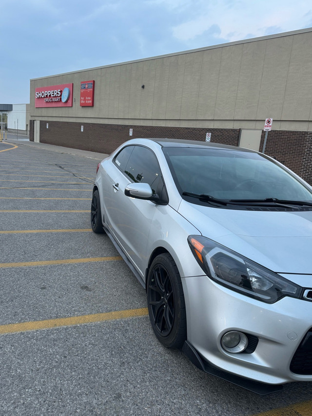  2015 Kia forte  Koup in Cars & Trucks in Brantford - Image 2