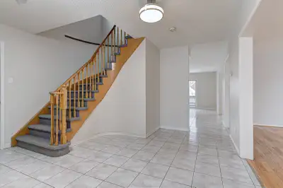 Note: Available for immediate possession and if the ad is up, it's available. Wow! Super spacious cu...