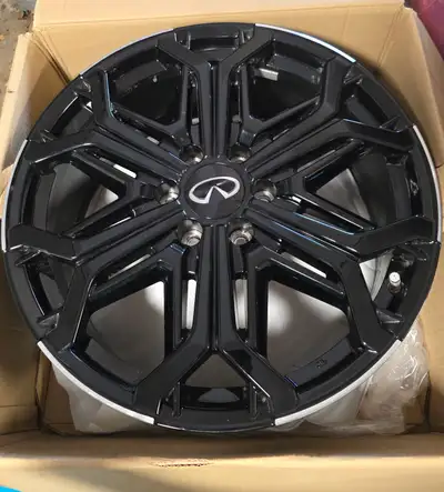 Selling a complete set of 4 genuine OEM Infiniti 22" SPORT wheels removed from my 2026 Infiniti QX80...