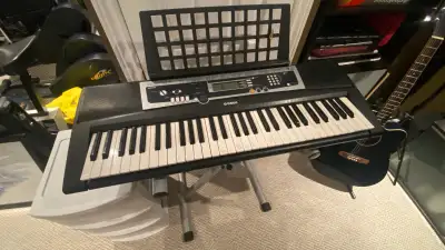 Yamaha YPT-210 keyboard piano with stand 115$ OBO, View more