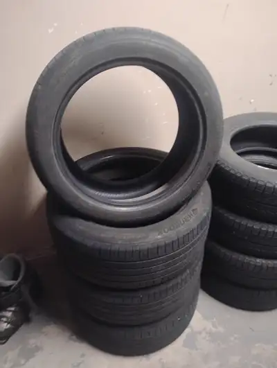 4 almost new quiet technology tires, can be delivered. Ventus S1