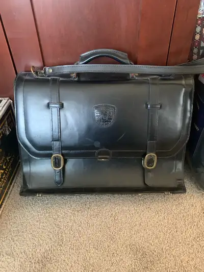 …made in CANADA. This fine Canadian specimen of craftsmanship is on display in this bag. It’s 25 yrs...