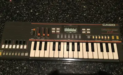 Casio PT-31 Mini Vintage Electric Keyboard (Black), View more