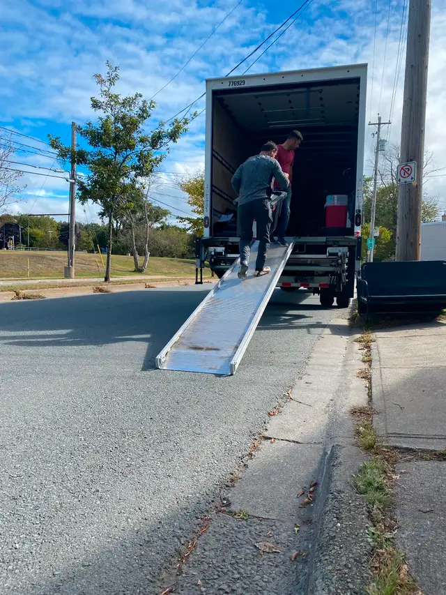 Hasan’s moving services Ottawa/Gatineau call/text  613702792963616724850689122