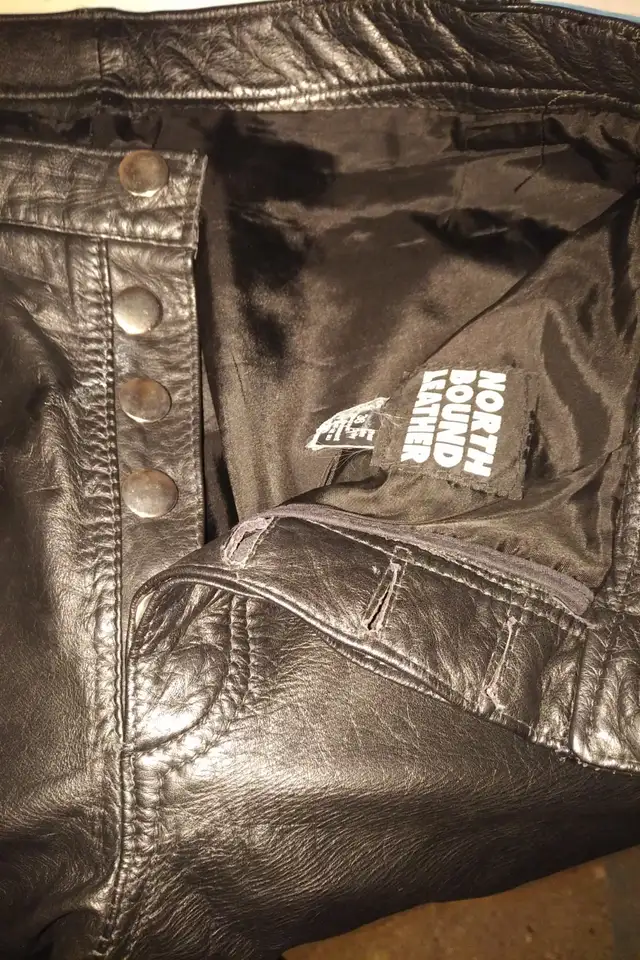 Mens leather collection size xl and xxl in Men's in Oshawa / Durham Region - Image 4