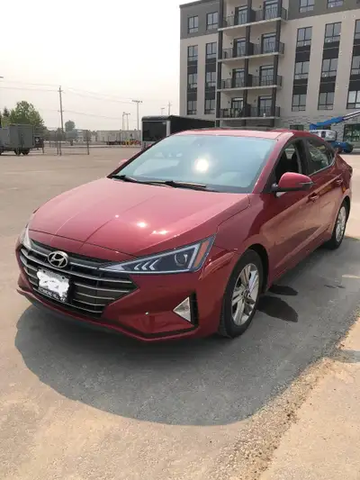 2020 Hyundai Elantra One Owner Prefferred trim with Sunroof and Safety package Very clean and Well M...