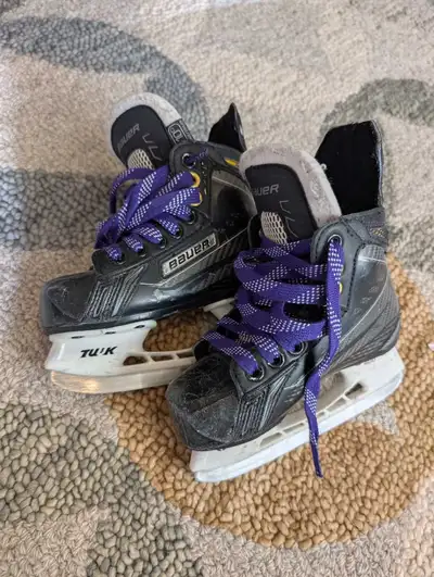 Bauer Hockey Skates - Youth 10.5D, View more