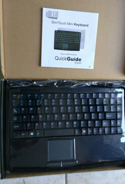 Adesso, AKB-410UB SlimTouch Mini USB Keyboard w Touch pad - NEW! in Mice, Keyboards & Webcams in Windsor Region - Image 2