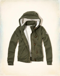 ..Hollister by Abercrombie NWT Sherpa Lined Toggle Jacket Sz S-M