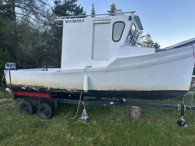 21 foot mini cape boat for sale in Powerboats & Motorboats in Cape Breton - Image 3